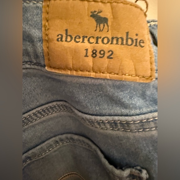 Abercrombie Kids Jean Jeggings Size 9/10 EUC - Picture 4 of 5